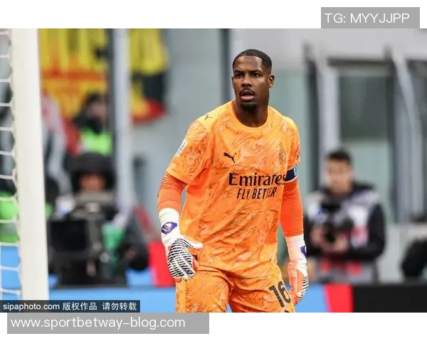 米体报道迈尼昂将与米兰续约至2030年年薪达500万欧元加奖金 米体报道迈尼昂将与米兰续约至2030年年薪达500万欧元加奖金