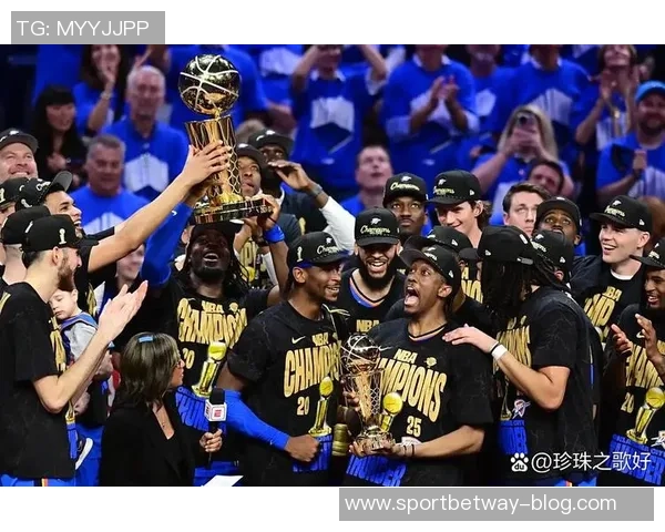 马威称赞雷霆如同精密机器攻防两端展现出色战术执行力 马威称赞雷霆如同精密机器攻防两端展现出色战术执行力